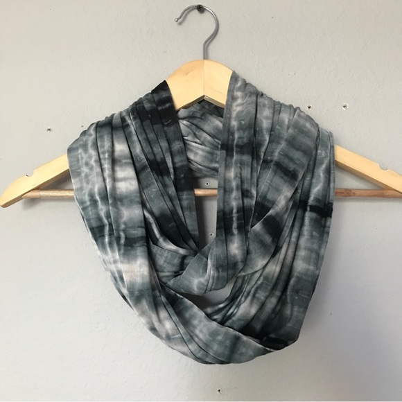NEW Hand Dyed Shibori Infinity Scarf - Picture 2 of 3
